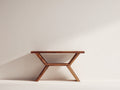 Console en bois finition noyer 130×38×77 cm - marron chaud avec supports inclinés et traverse centrale pour chambre à coucher